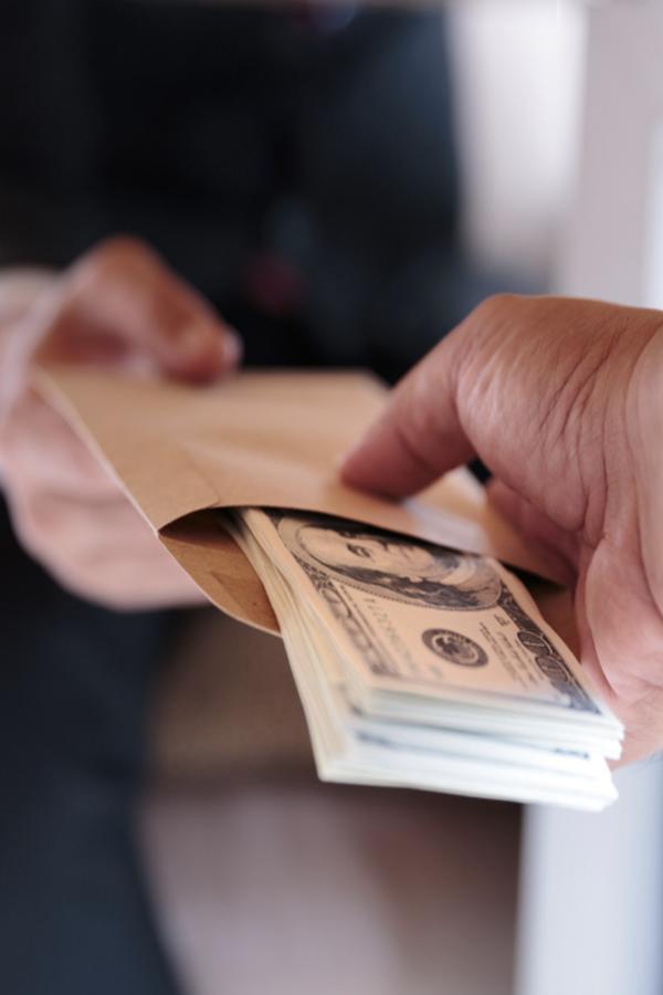 receiving money on an envelope